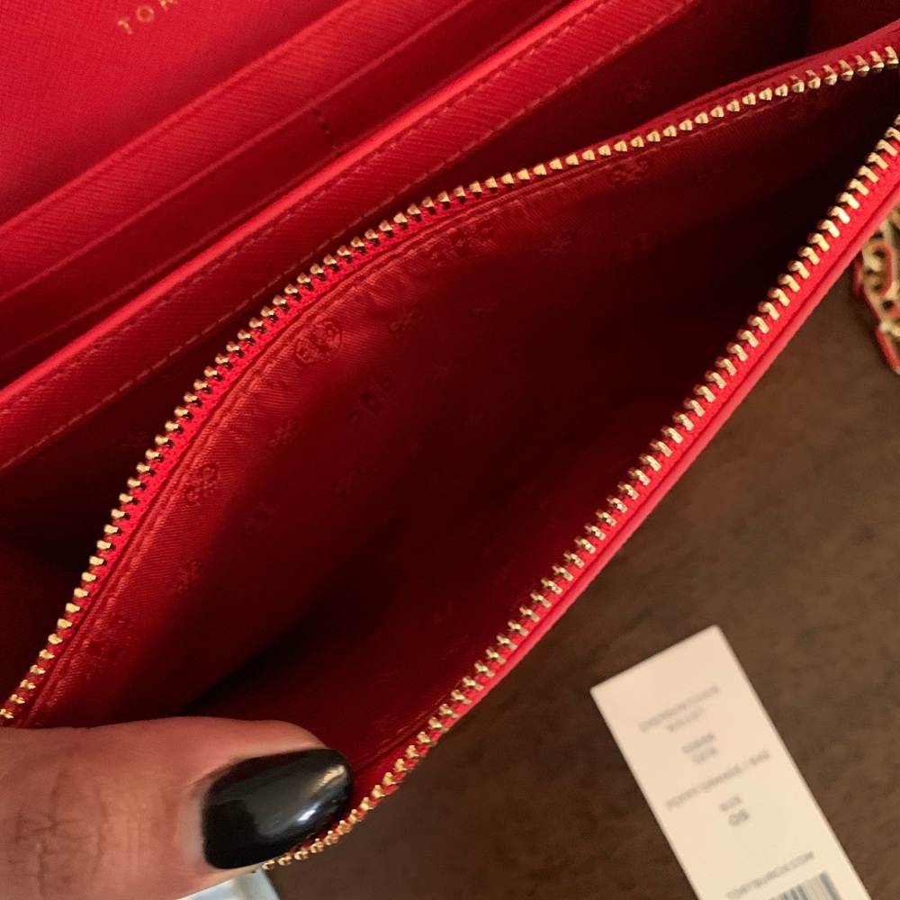 New ❤️ Tory Burch crossbody/ wallet - Picture 4 of 6